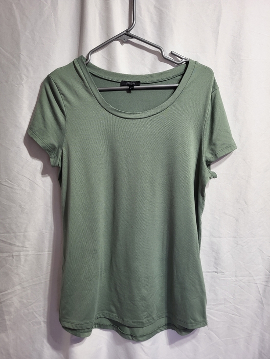 Eclipse Tops - Eclipse Sage Green Scoop Neck Short Sleeve Tee, Size Medium